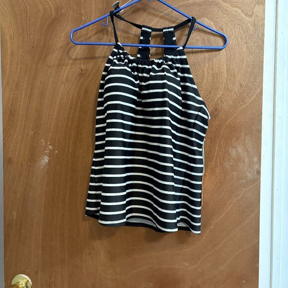 NWT Kona Sol Black & White Bathing Suit Top size 12 - 14 - Picture 1 of 4